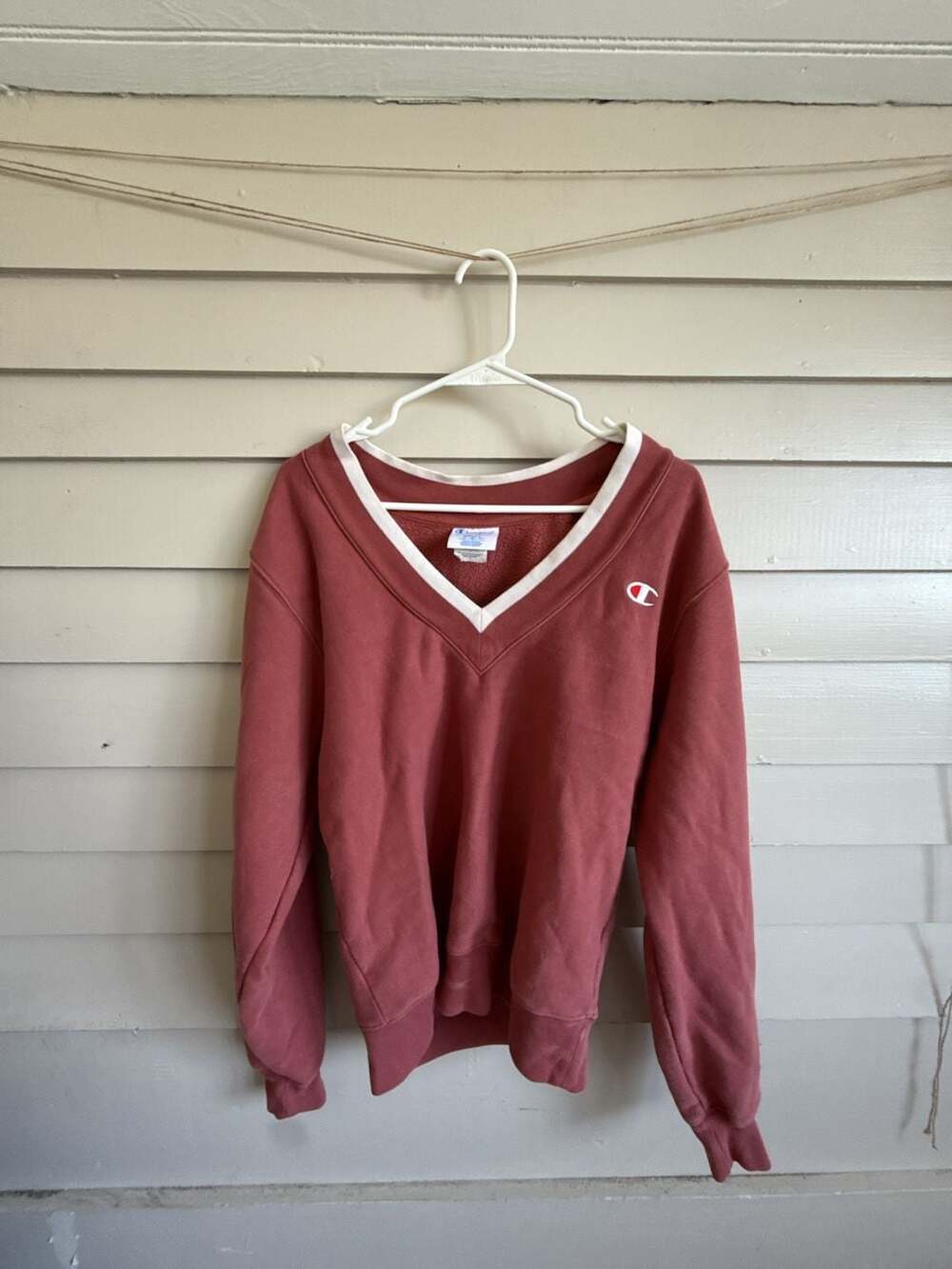 Champion Reverse Weave V-Neck Sweatshirt Size Small